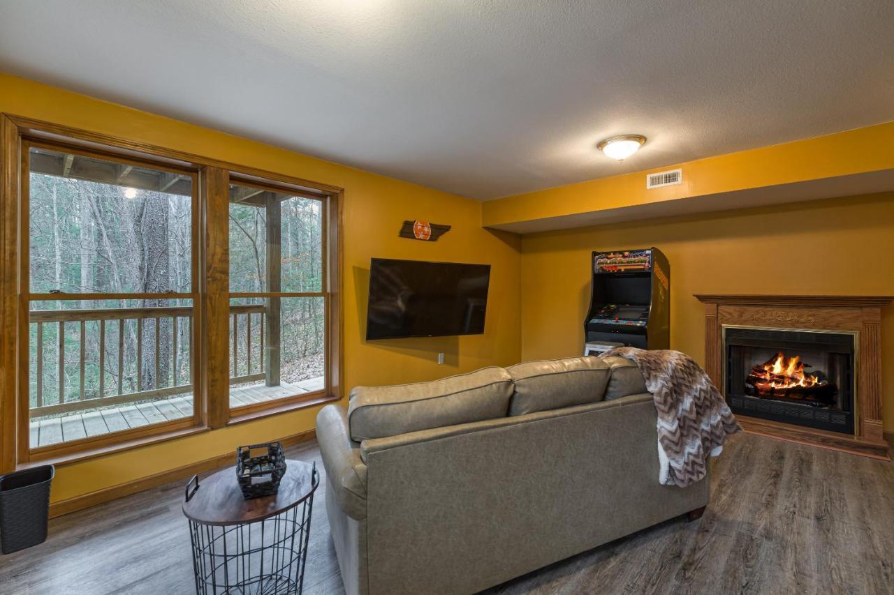 North Ridge Place Brand New Log Cabin With Hot Tub Great Location Sevierville Luaran gambar