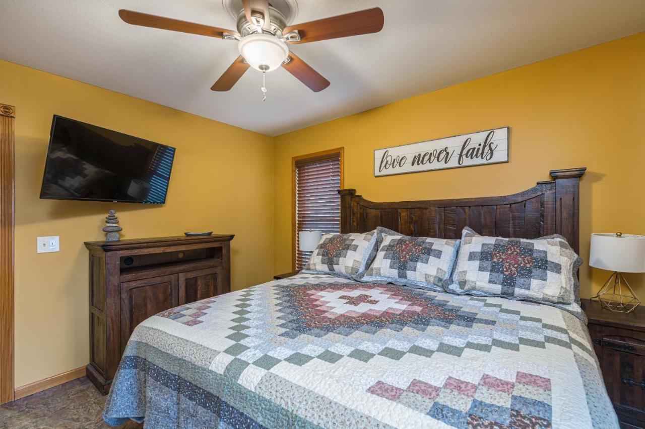 North Ridge Place Brand New Log Cabin With Hot Tub Great Location Sevierville Luaran gambar