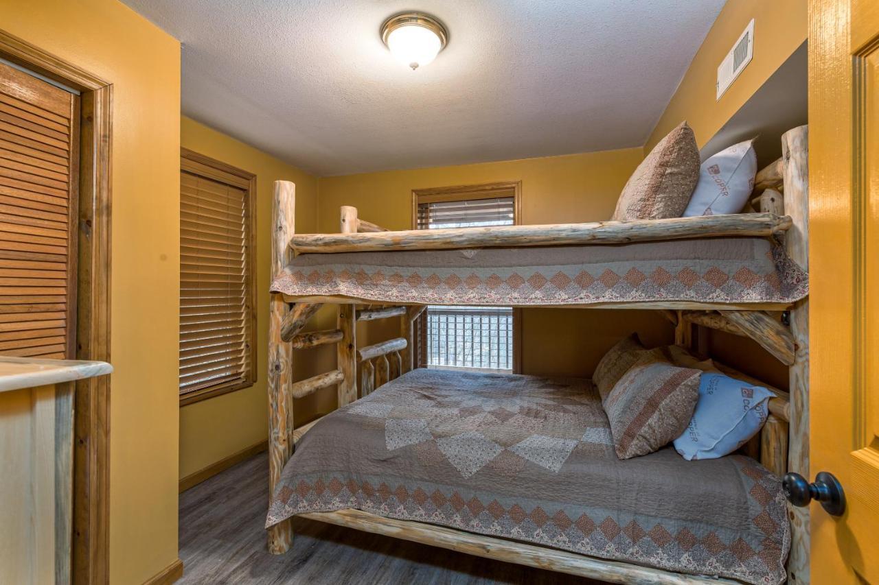 North Ridge Place Brand New Log Cabin With Hot Tub Great Location Sevierville Luaran gambar