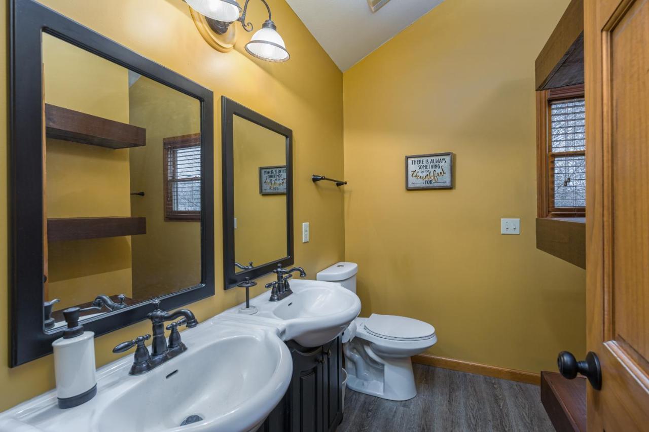 North Ridge Place Brand New Log Cabin With Hot Tub Great Location Sevierville Luaran gambar